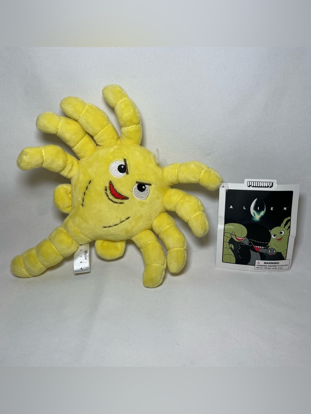 Alien Facehugger Loot Crate Exclusive Plush Phunny Kidrobot